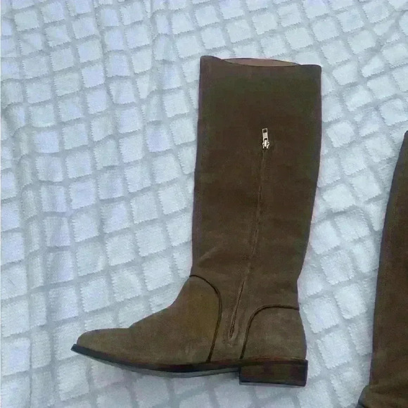 UGG Gracen Tan Suede Riding Boots 1017344 - Picture 4 of 12